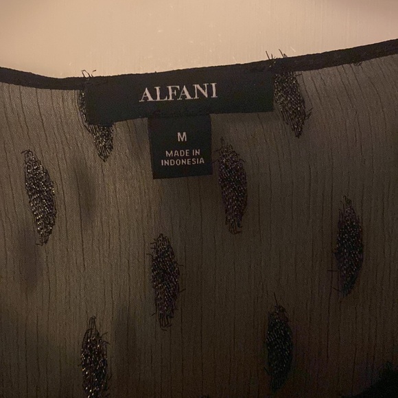 Alfani Women’s Flare Sleeves with Under-Wear Attached Tops - Picture 3 of 5